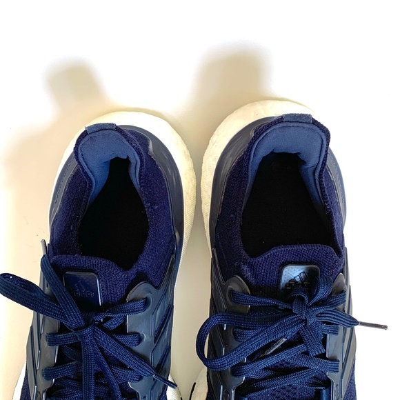 Adidas UltraBoost 22 Navy Blue Unisex Sizing M6/W7 - Picture 7 of 11